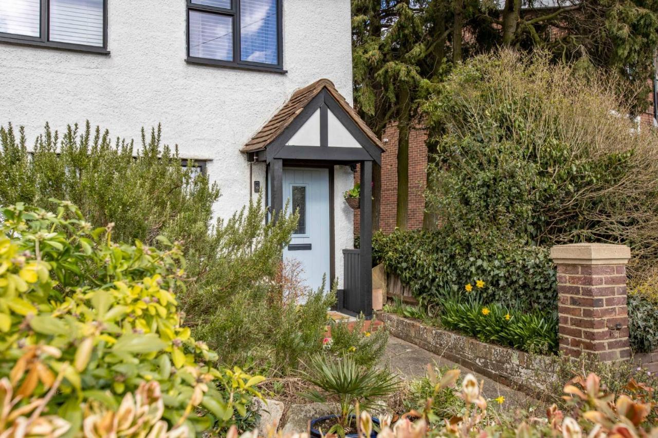Stunning Character 2Bed Cottage In St Albans Wifi Екстериор снимка