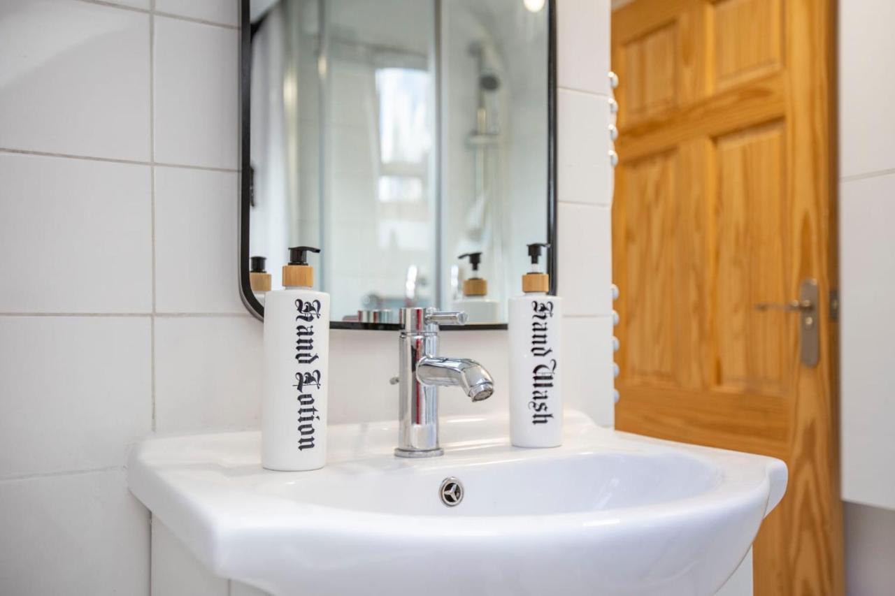 Stunning Character 2Bed Cottage In St Albans Wifi Екстериор снимка
