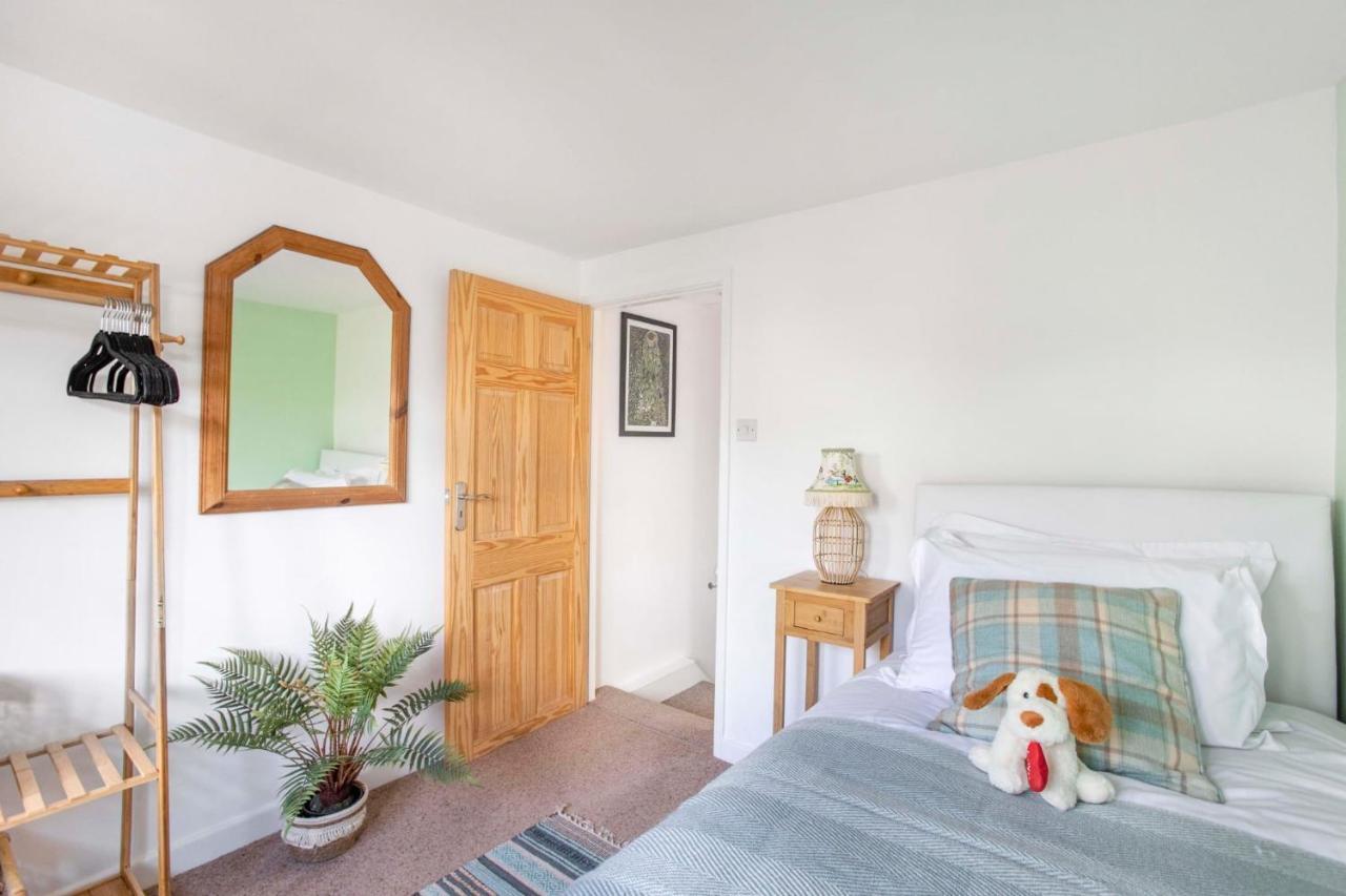 Stunning Character 2Bed Cottage In St Albans Wifi Екстериор снимка